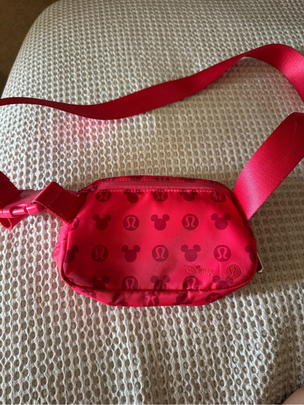 lululemon athletica Disney Belt Bag - Picture 2 of 7